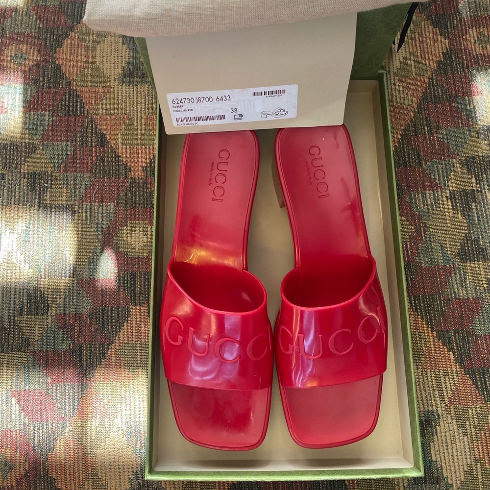 Sandal, Red, Gucci, Women size 8